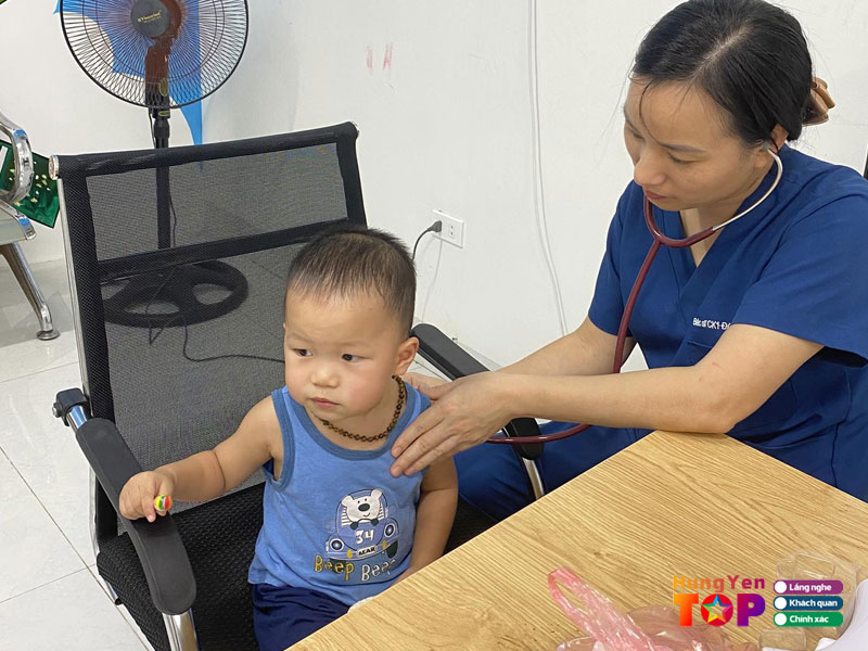 Phong-kham-nhi-tai-mui-hong-bs-nga-hungyentoplist