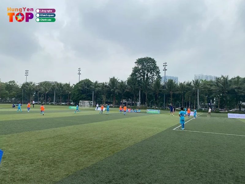 San-bong-da-ecopark-hungyentoplist