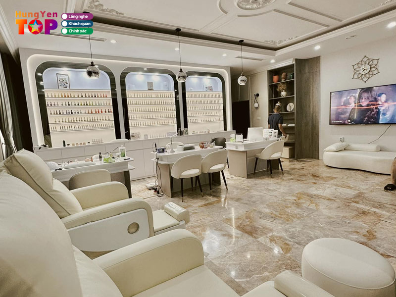 San-nails-hungyentoplist