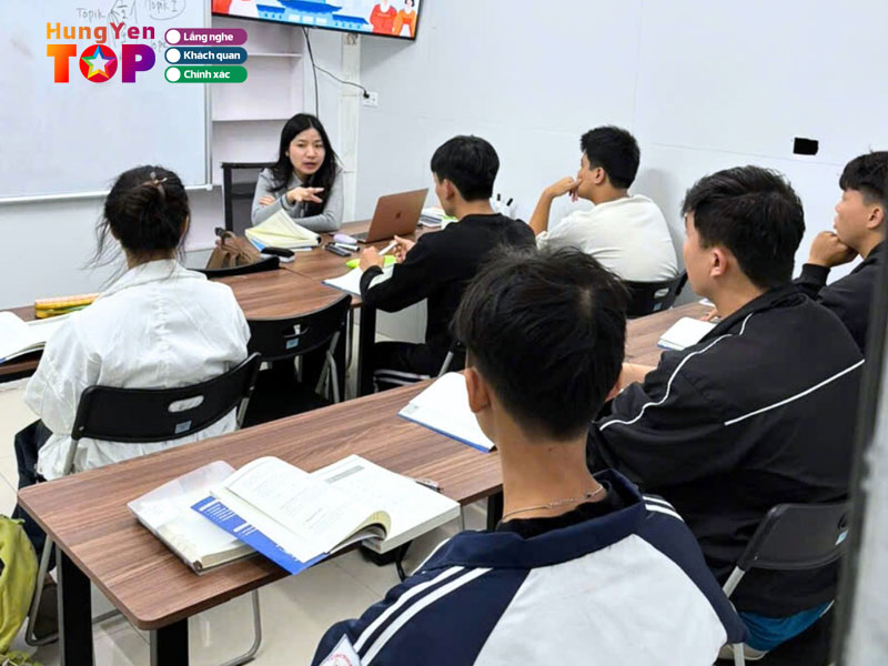 Trung-tam-ngoai-ngu-aloha-hungyentoplist