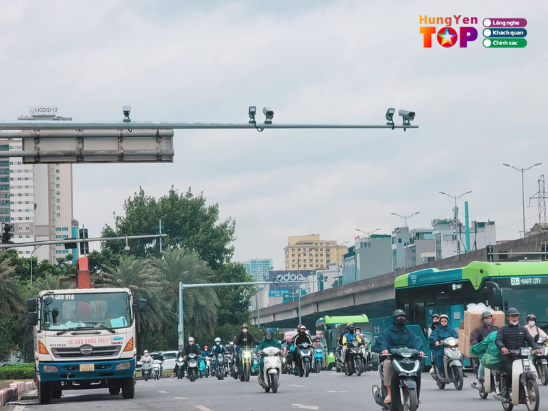 Camera-phat-nguoi-tai-khu-vuc-hanh-chinh-va-co-quan-nha-nuoc-hungyentoplist