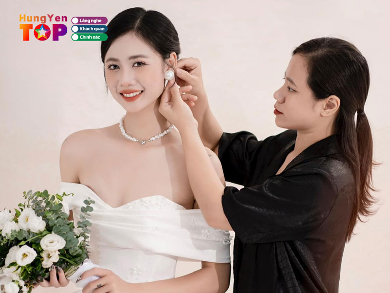 Huyen-helen-makeup-hungyentoplist