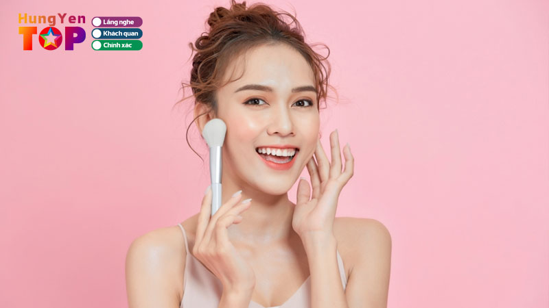 Top-10-dia-chi-makeup-tai-hung-yen-dep-tu-nhien-gia-hop-ly-hungyentoplist