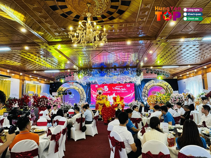 Lang-du-lich-sinh-thai-sen-ho-hungyentoplist