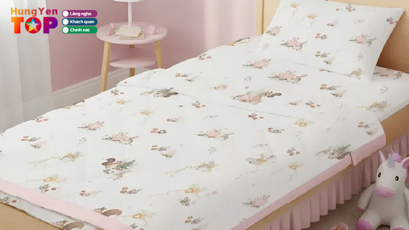 Top-7-mau-chan-ga-goi-mua-dong-am-ap-ben-dep-hungyentoplist
